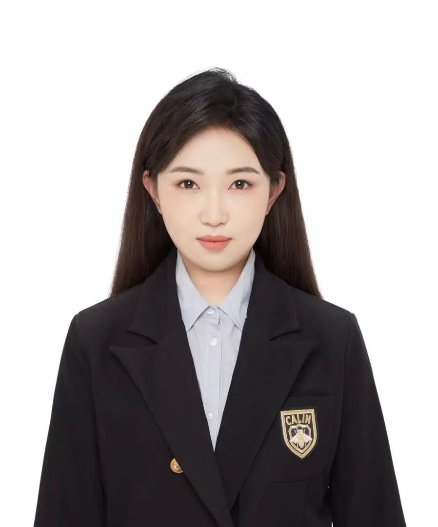 【喜讯】足球官网首签冯瑞雪：从校园到职场，她的每一步都坚定有力